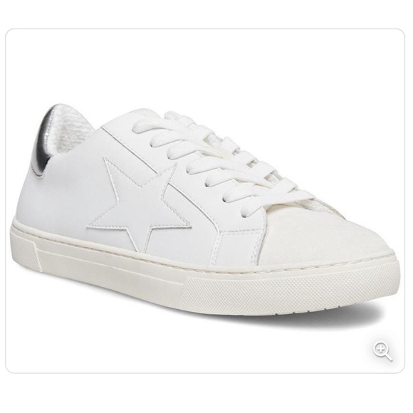 white star tennis shoes